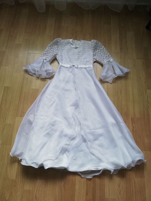 Sukienka komunijna z tiulem koronka