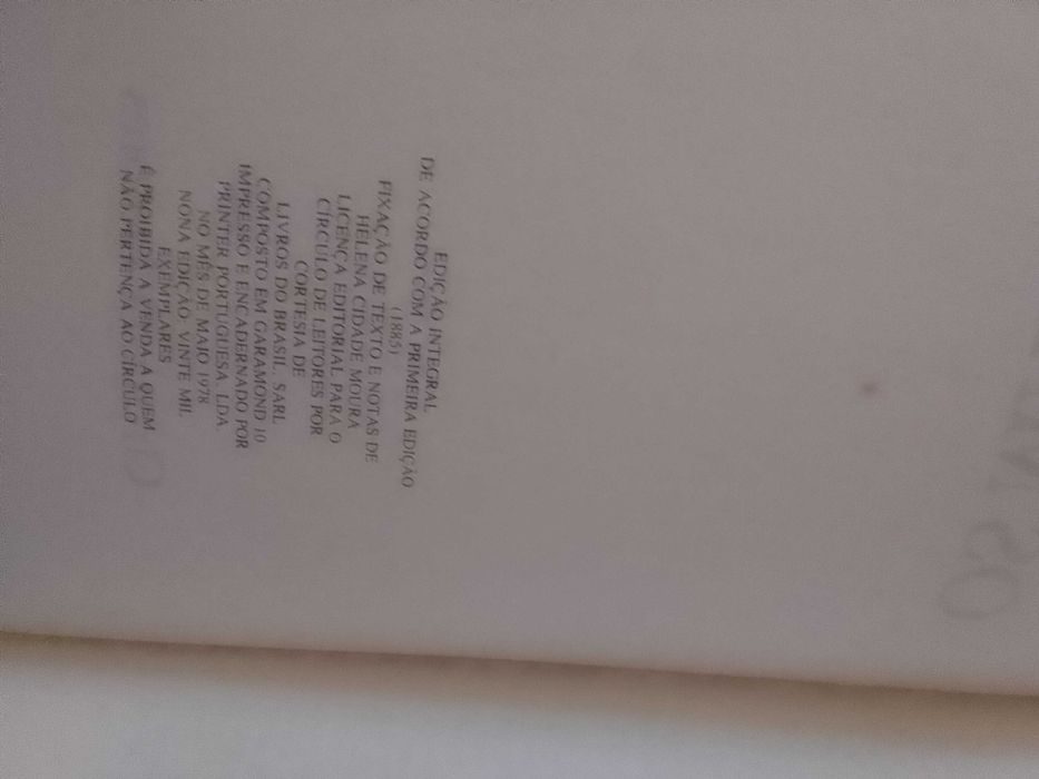 Os Maias" de Eça de Queirós (texto integral, Círculo de Leitores)