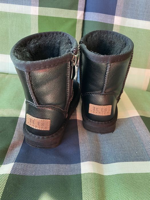 Продам уги 26 розміру