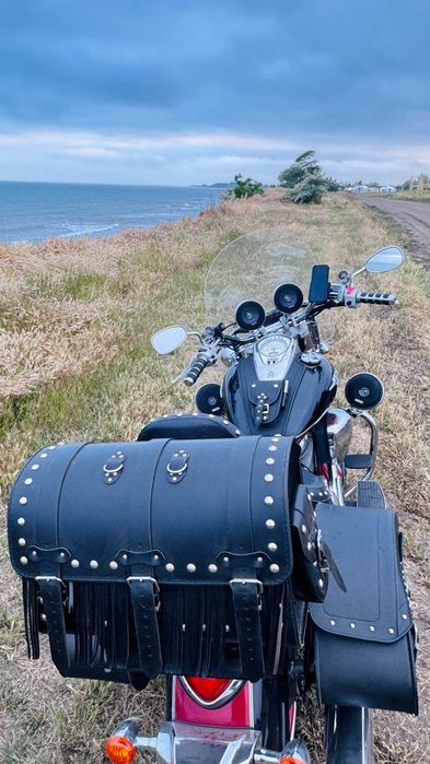 Suzuki Intruder VL800 2013 • Ідеальний стан • Кардан • Інжектор • Кофри • Аудіо