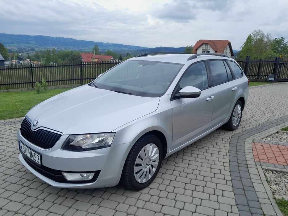 Skoda Octavia kombi 1.6 Tdi DSG 105km.