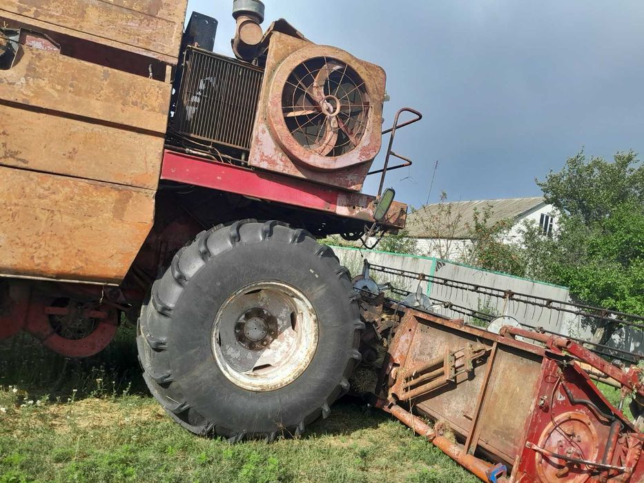 Комбайн дон.1500