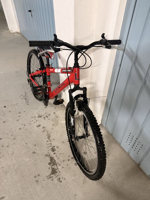 Bicicleta para jovens Vermelha Logic