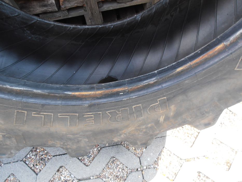 Opony 420/70 R-30