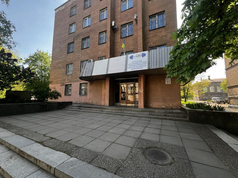 Оренда офісного комплексу 609 м² (3 поверхи) — вул. В. Зайцева, 21