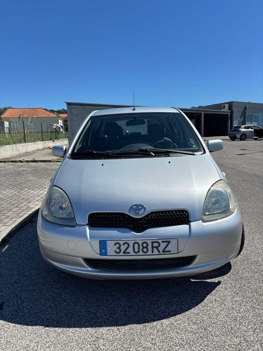 Toyota Yaris 2001