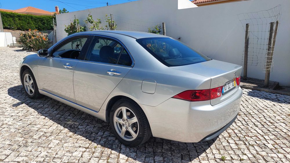 Honda Accord 2.2 i-DTEC de uso pessoal muito estimado