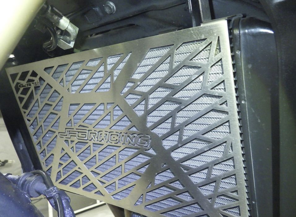 Suzuki GSR-750 Сузуки з Японії