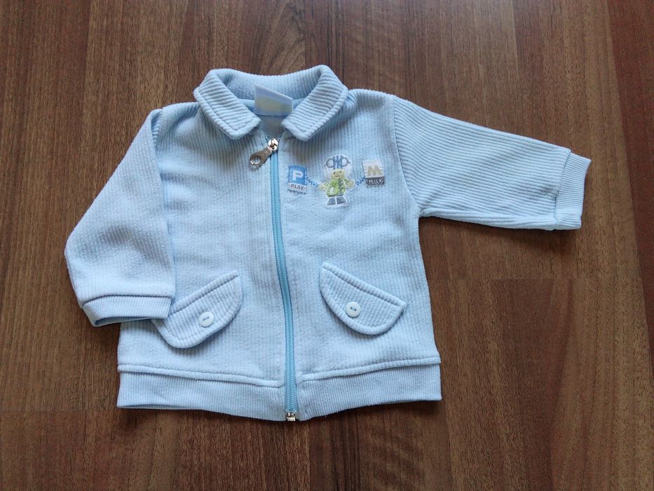 Bluza zapinana na zamek, r. 68.