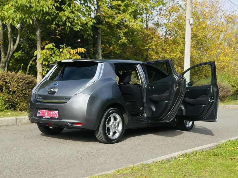 електромобіль Nissan Leaf чистого 2014  11/12