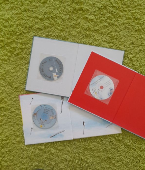 Livros com CD de músicas  Ler+