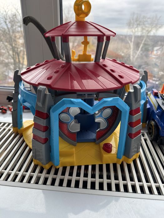 Щенячий патруль вежа,літак,герої