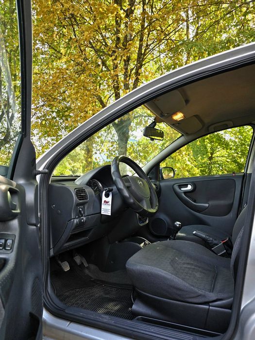 Opel Corsa — fotografia 6