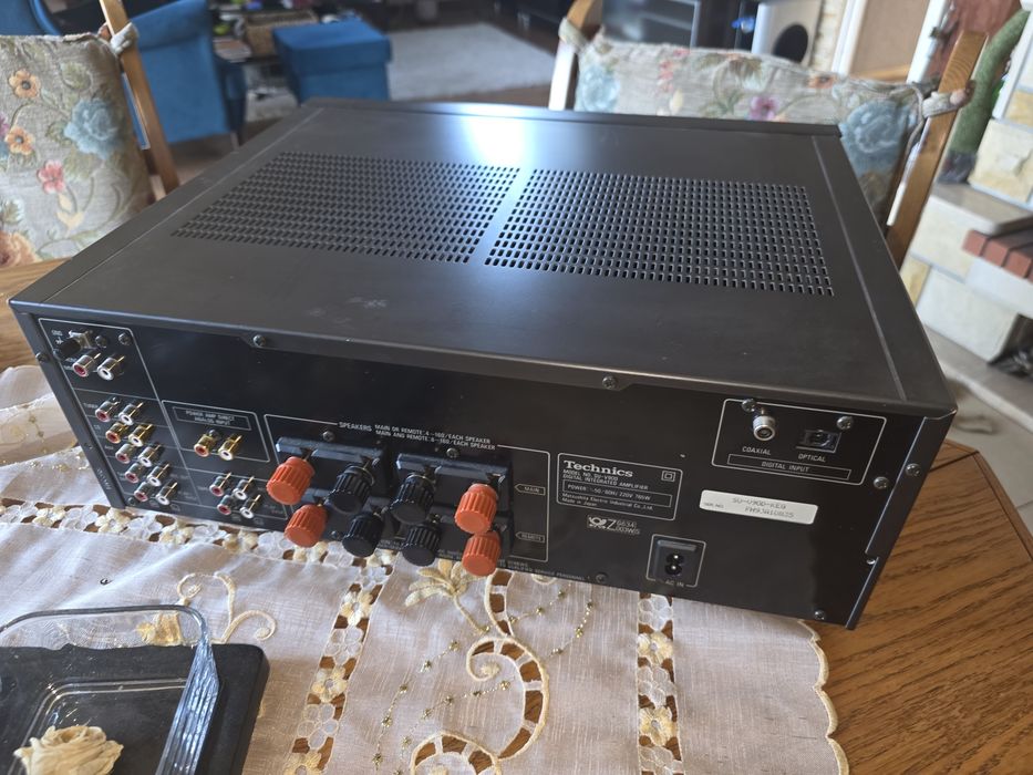 Technics  su v 90 d