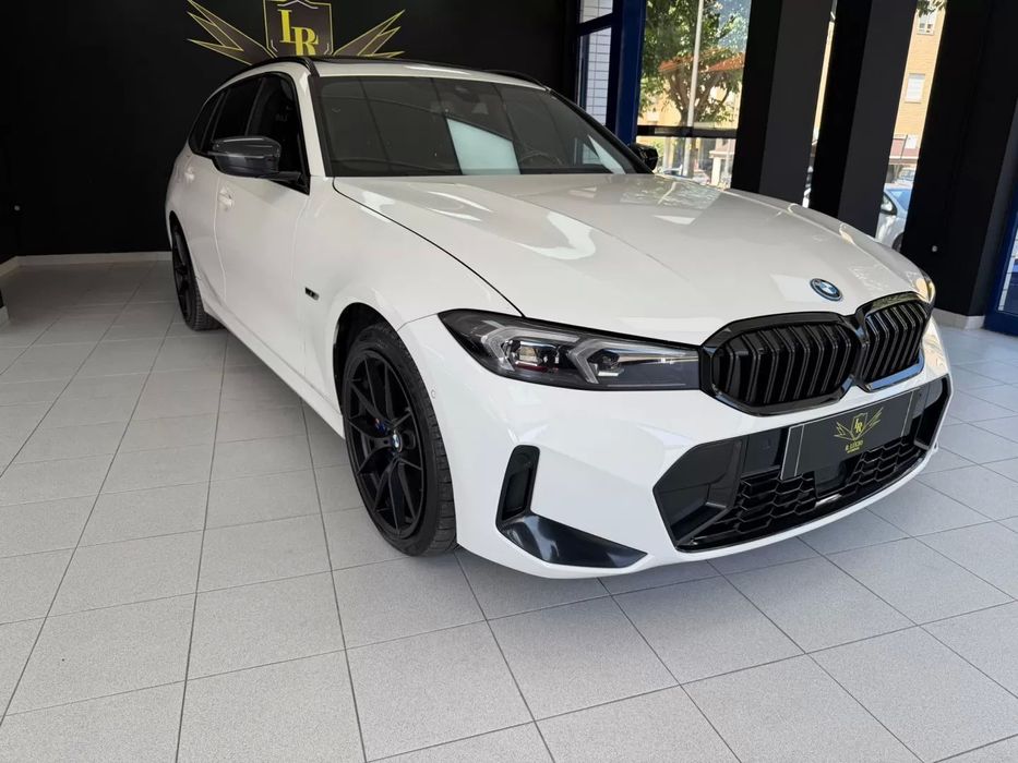 BMW 330 e Pack Desportivo M Auto