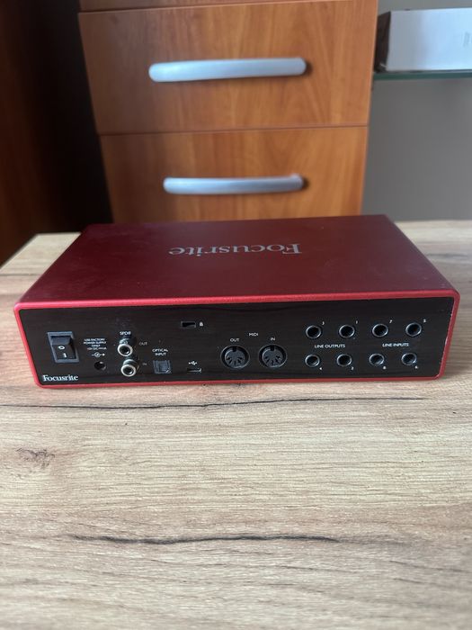 Аудіоінтерфейс звукова карта студійна Focusrite Scarlett 18i8 USB 3rd Gen (нова)