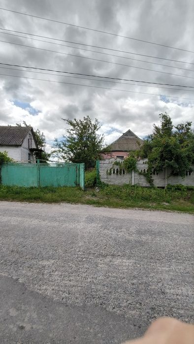 15 км від Білої Церкви  будинок у селі з городом