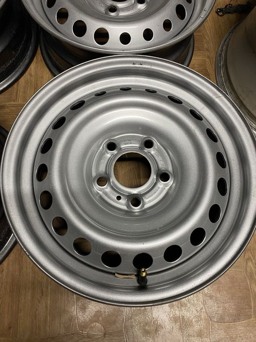 Діски 5 114.3R15 Renault