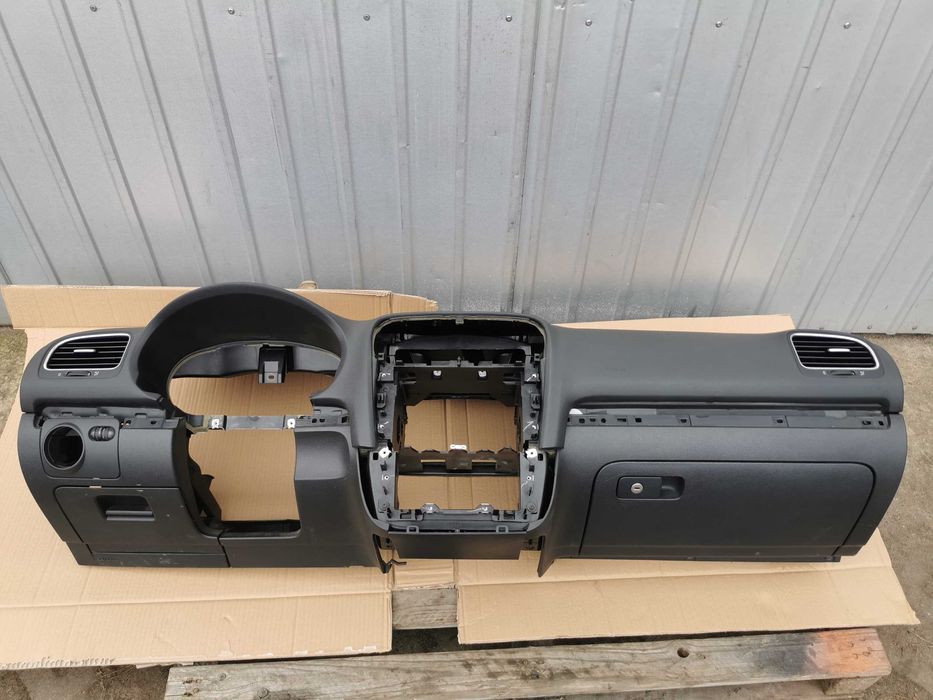 Deska rozdzielcza kokpit VW Golf VI
