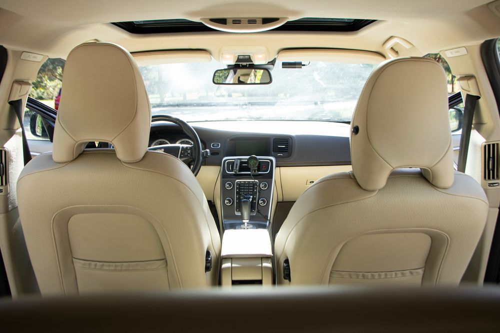 Volvo v60 2010 року 2.4 дизель