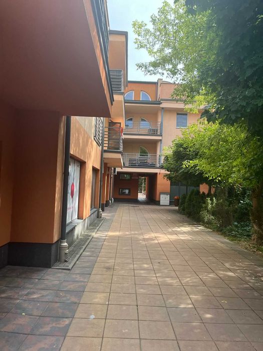 Lokal użytkowy 83.5m2 - spezedam lub wynajmę