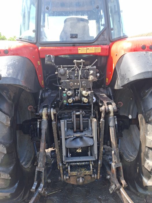 Sprzedam  MASSEY FERGUSON 6490