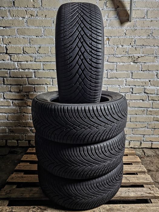 235/55r17 Kleber | 2023 | 8/7mm | Romania | Преміум всесезонні шини