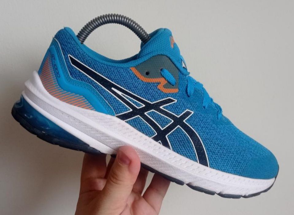 Оригінальні кросівки Asics G1000 розмір39