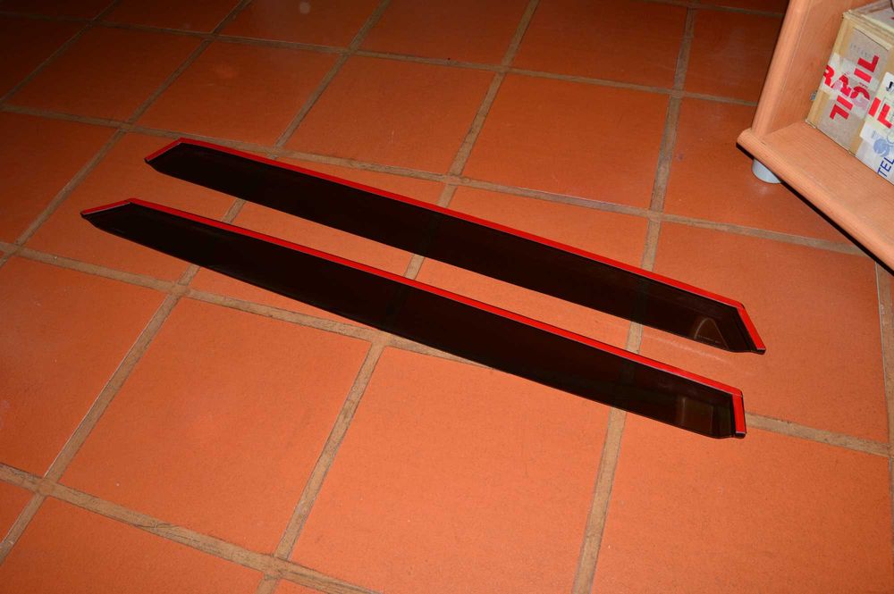 Mercedes - Vendo conjunto de Auto-Paraventos / Chuventos para Mercedes