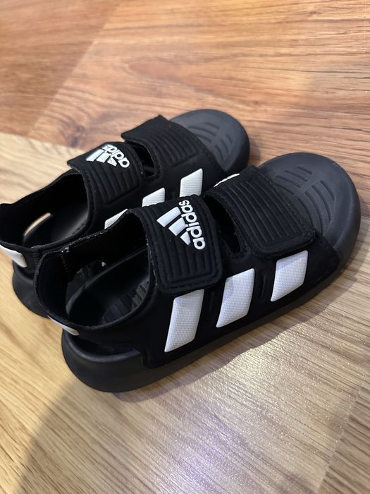 Босоніжки Adidas