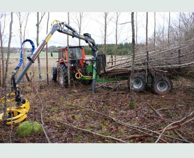 Żuraw leśny do drzewa Farma 6,3m do drewna do przyczepa lub na ciągnik