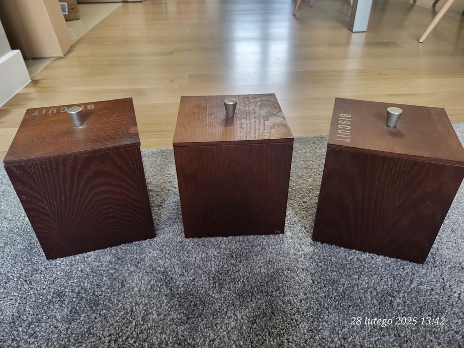 Pojemniki na ciastka drewniane