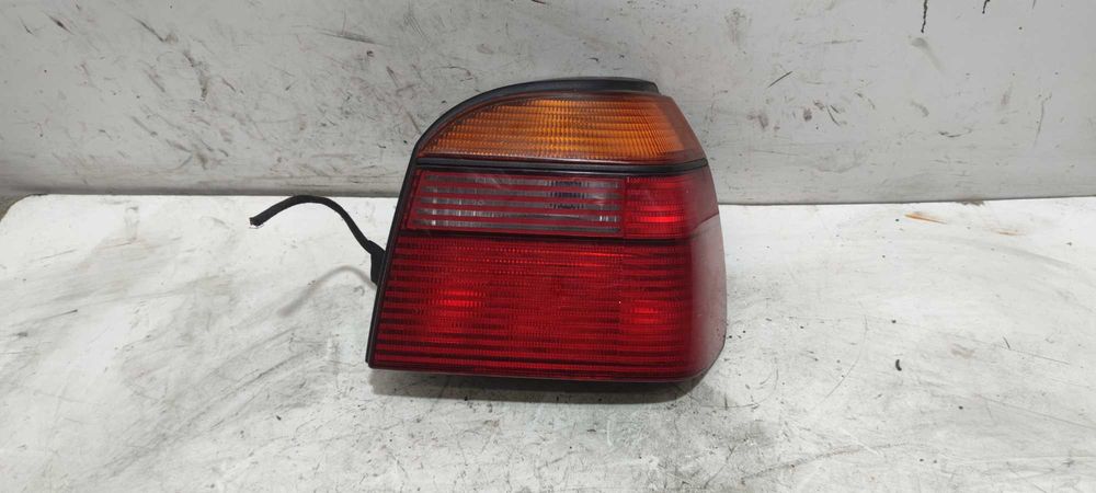 VW Golf III Lampa Prawa Tylna Prawy Tył PT