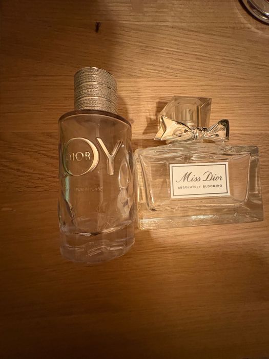 Butelki po perfumach Dior