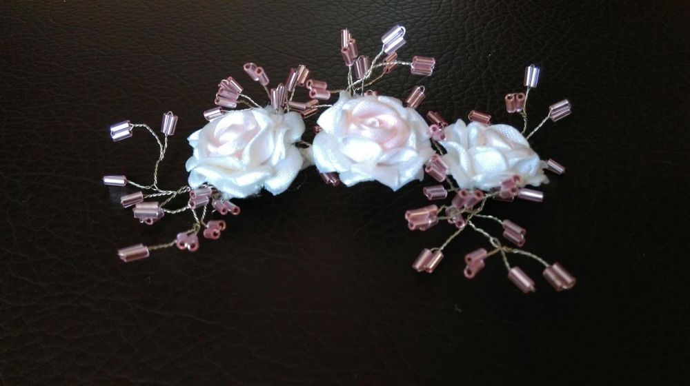 Spinka, ozdoba do włosów.