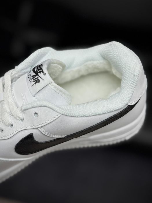 Зимові з хутром Nike Air Force 41-45р зимние кроссовки форсы найк