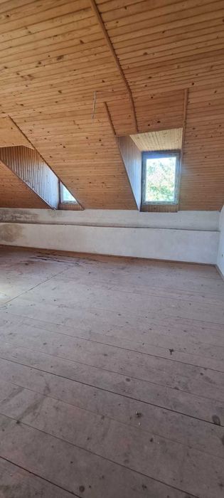 Продається турстичний комплекс .