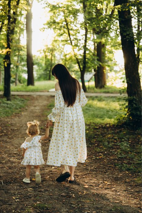 Фемелі лук мама і донечка/ family look/ сукні/ плаття/ муслін