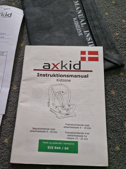 Fotelik samochodowy axkid kidzone