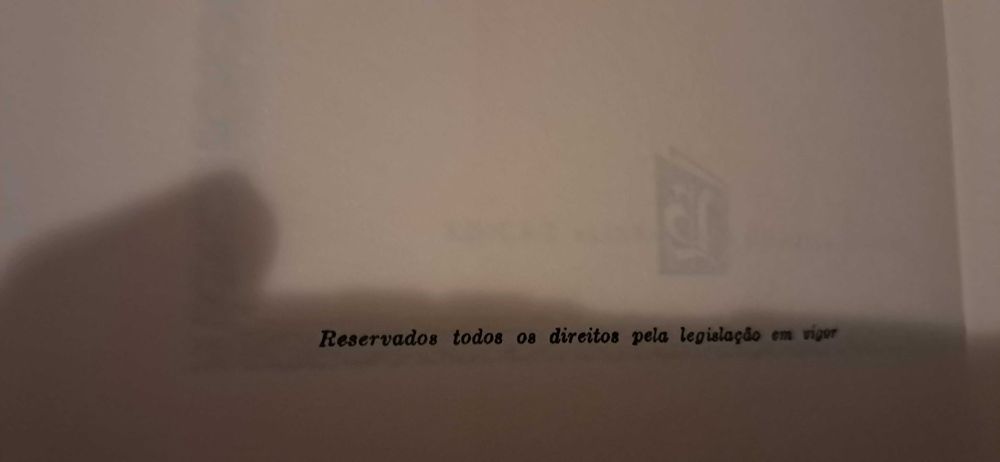 Colecção de livros antigos do Eça Queiroz