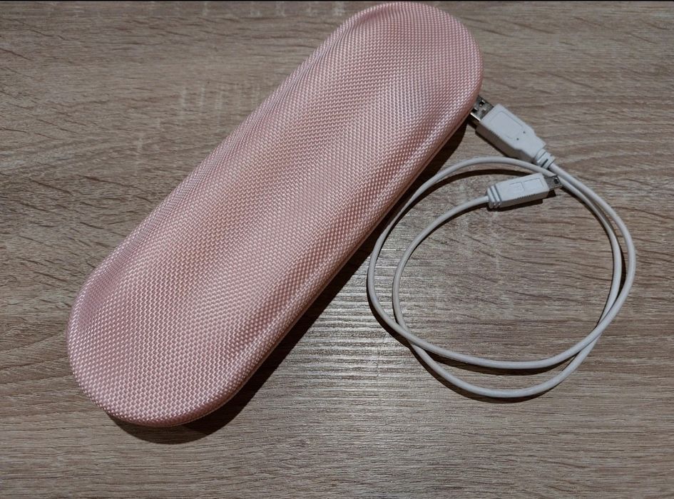 Etui i szklanka ładująca Philips sonicare