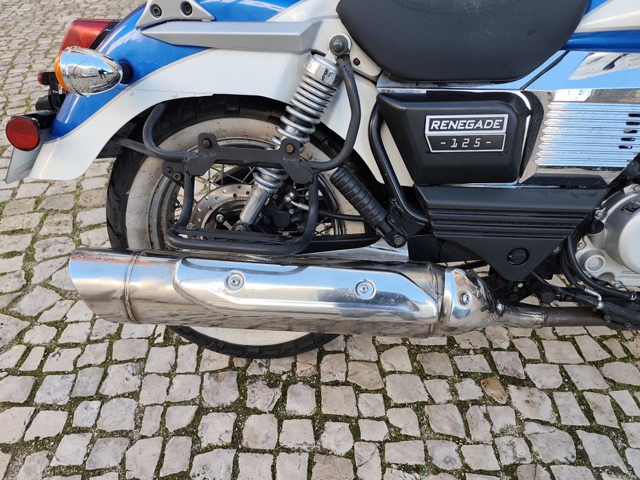 Vendo Motociclo UM Comando 125cc – 2020