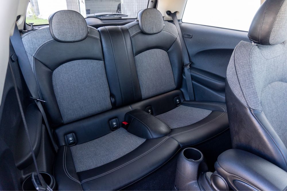 Mini  Cooper One D (desde 180€/mês financiamento)