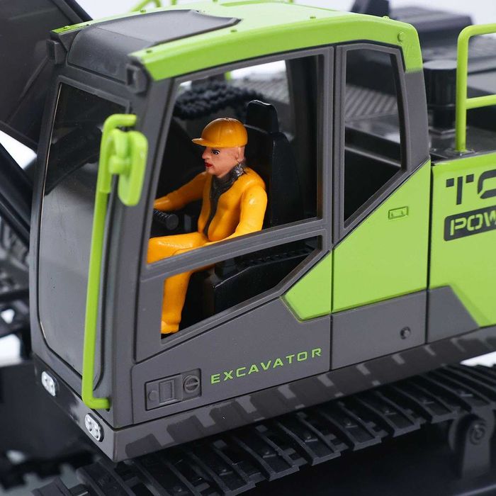 Huina 1661 Escavadeira RC Escala 1:18 2.4G 13CH com Caçamba de Liga Metálica, Luz LED, Spray, Rotação de 380° - Veículo de Controle Remoto Verde
