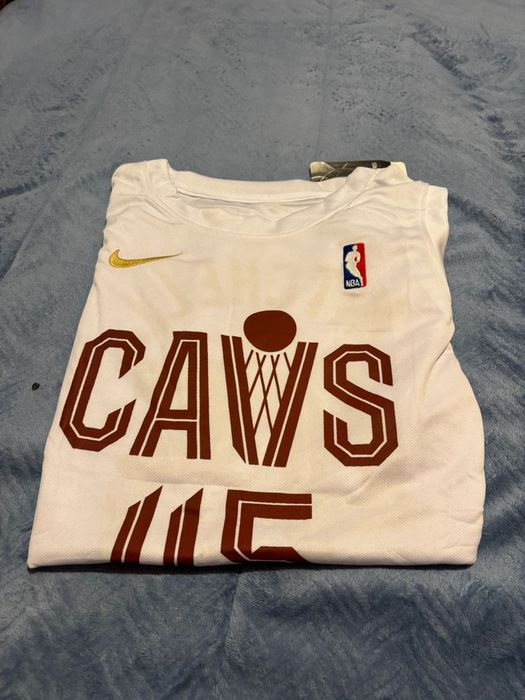 T-shirt CAVALIERS branca