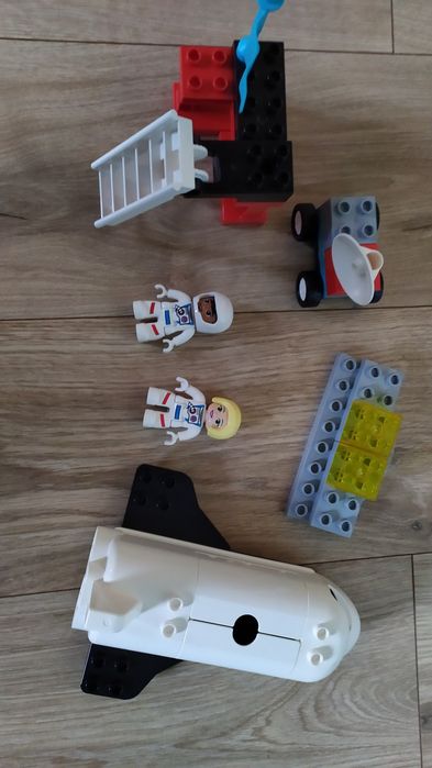 LEGO Duplo 10944, statek kosmiczny, rakieta.
