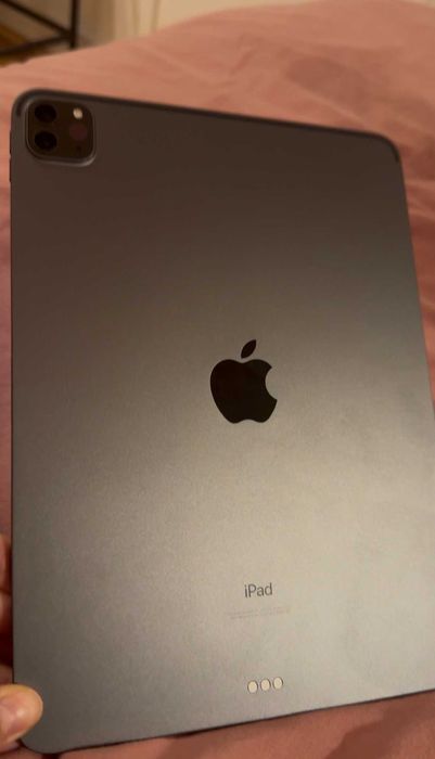 iPad Pro 11” 2ª Geração 128GB – Bateria Muito Boa – Pronto a Usar