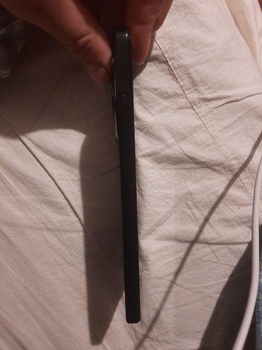 Продається телефон redmi a3