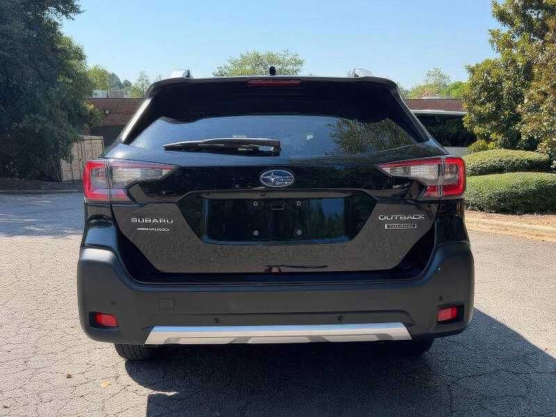 2023 Subaru Outback Touring