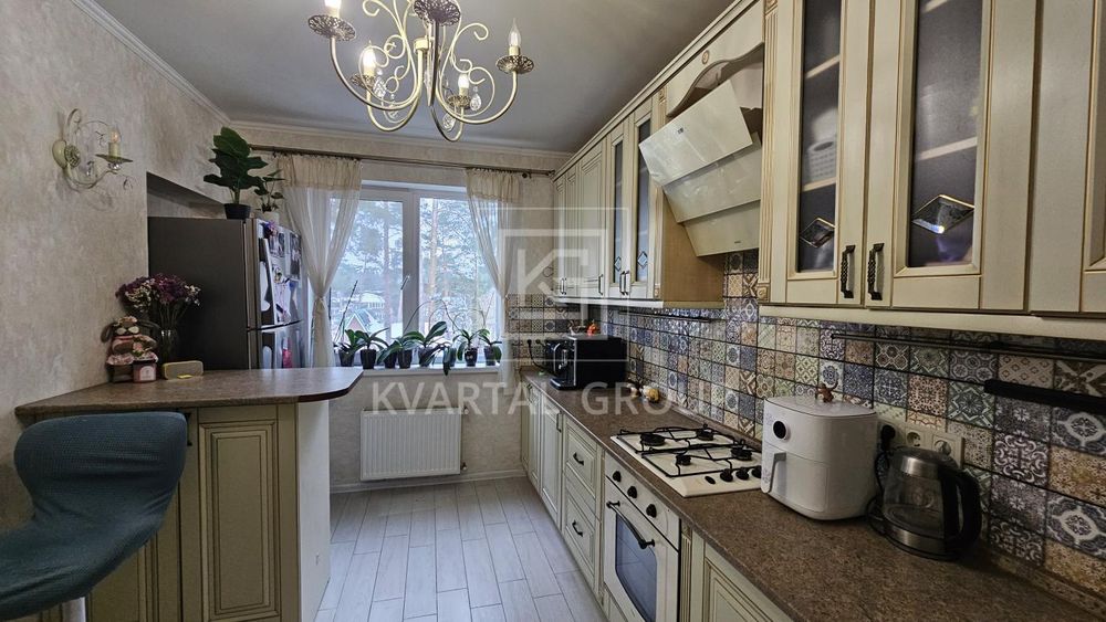 Простора квартира 150м2 в Ірпені. 6 кімнат. 2% оформлення